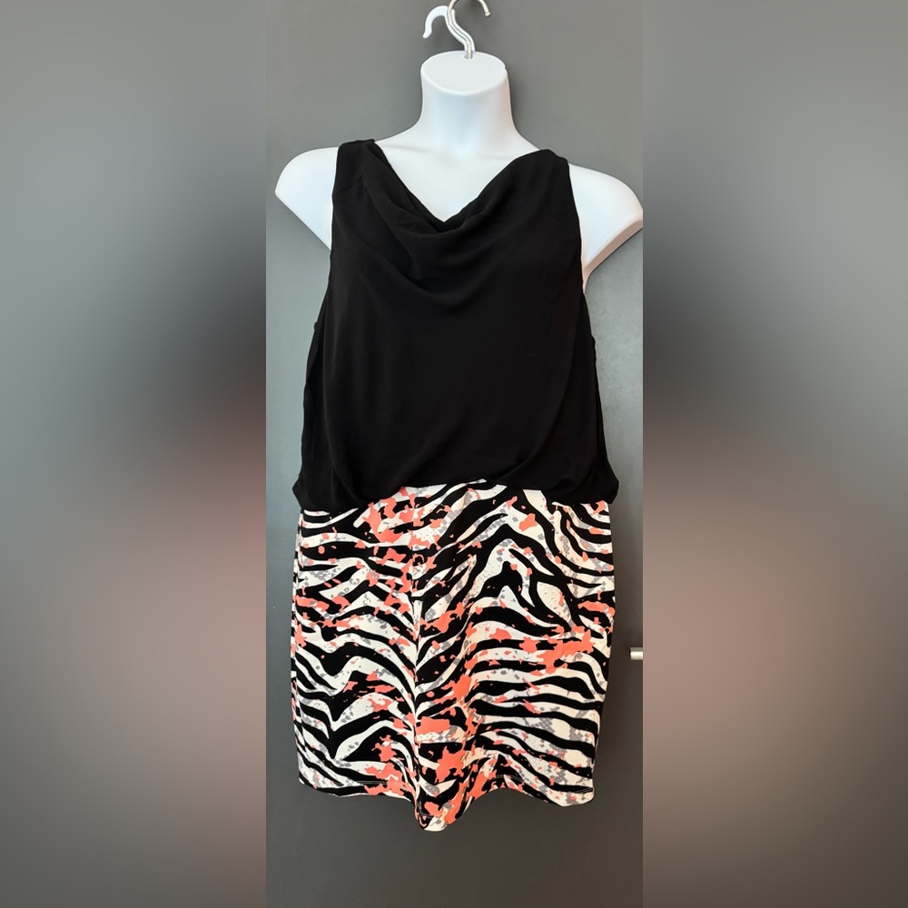 Thalia Sodi Elegant Black Sleeveless Top